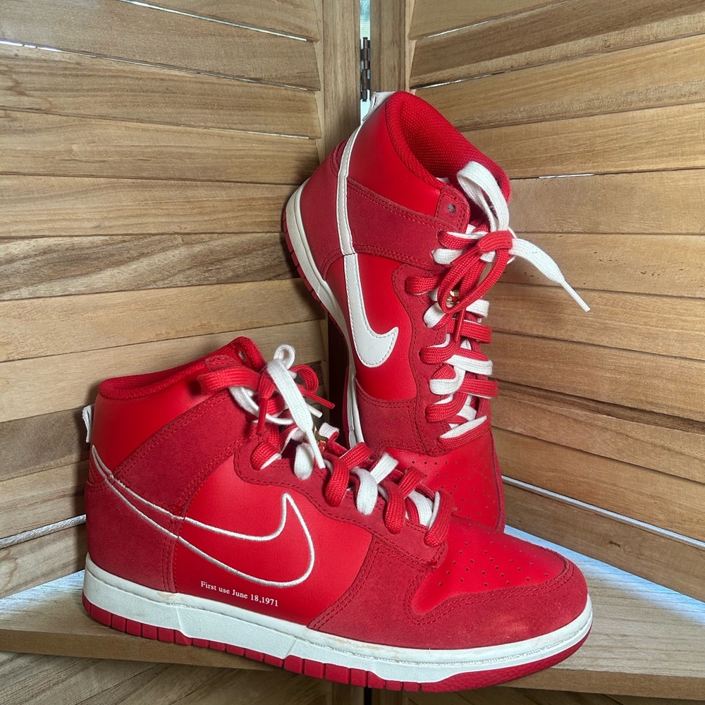 Nike Dunk High SE 'First Use Pack - University Red'